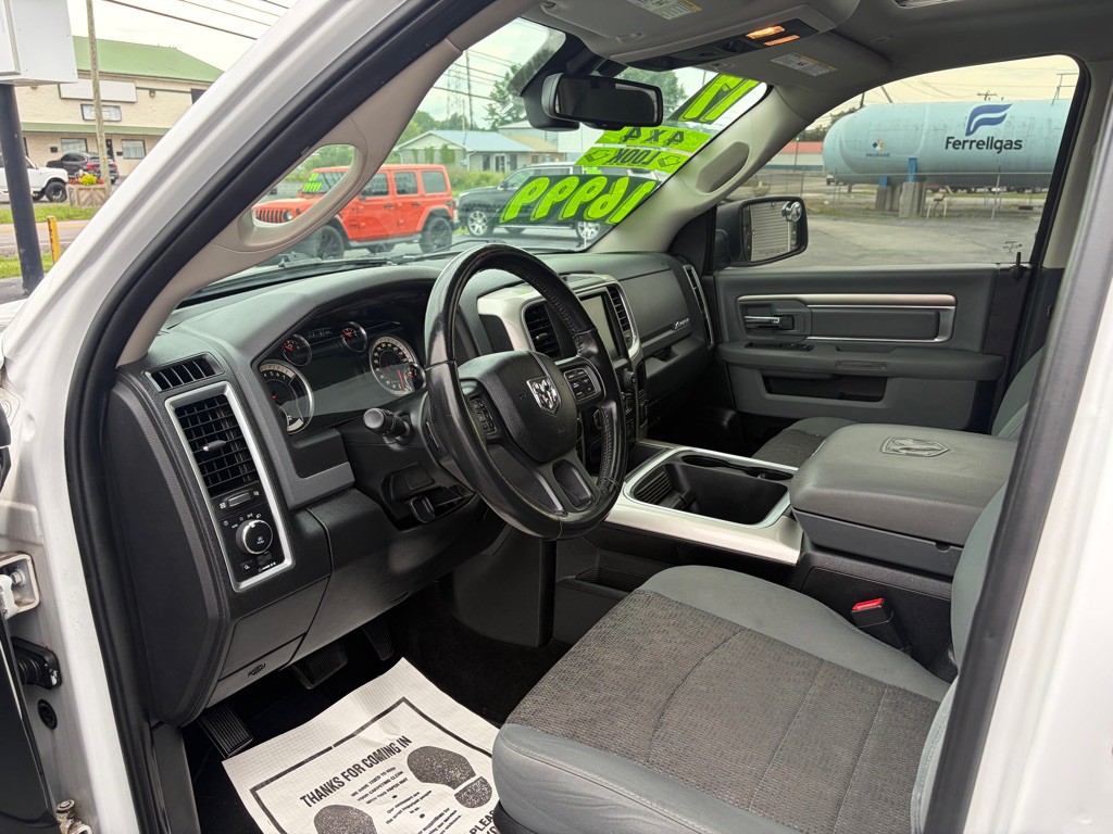 2017 RAM 1500 Image 5