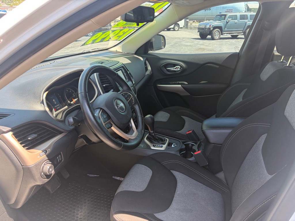 2018 Jeep Cherokee Image 5