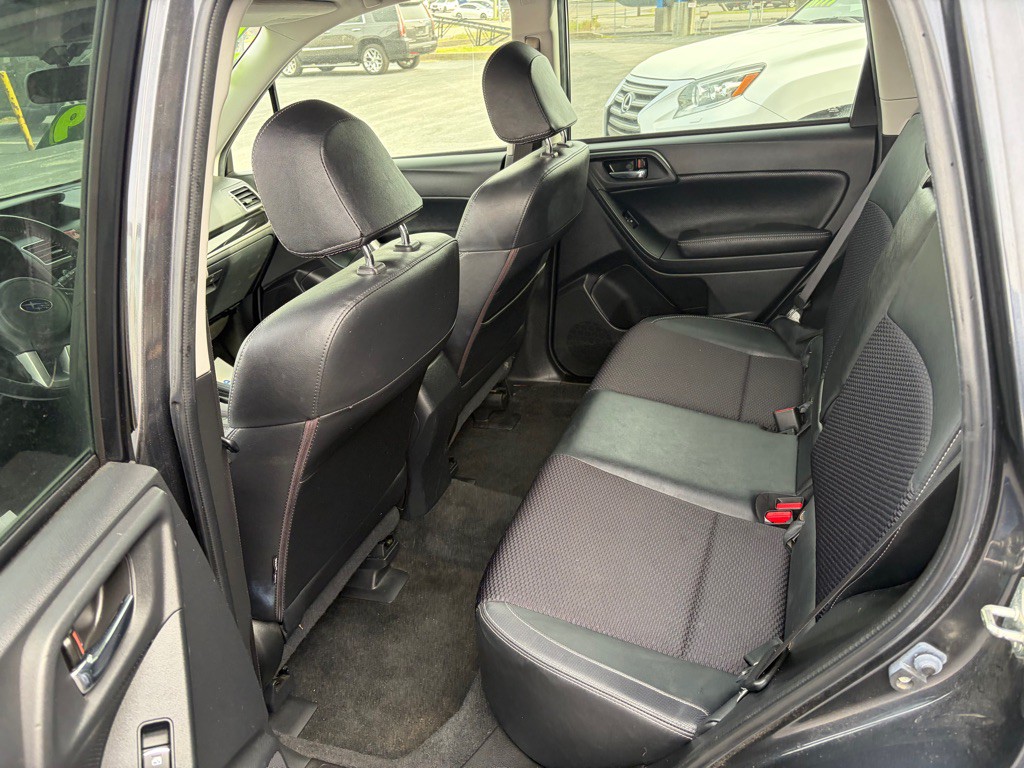 2018 Subaru Forester Image 7
