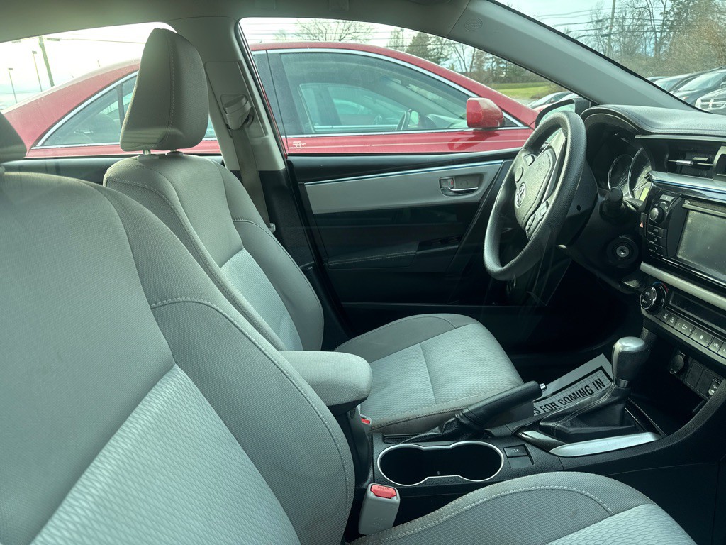 2016 Toyota Corolla Image 5