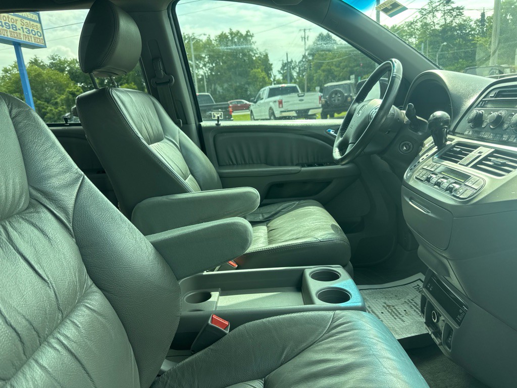 2010 Honda Odyssey Image 12