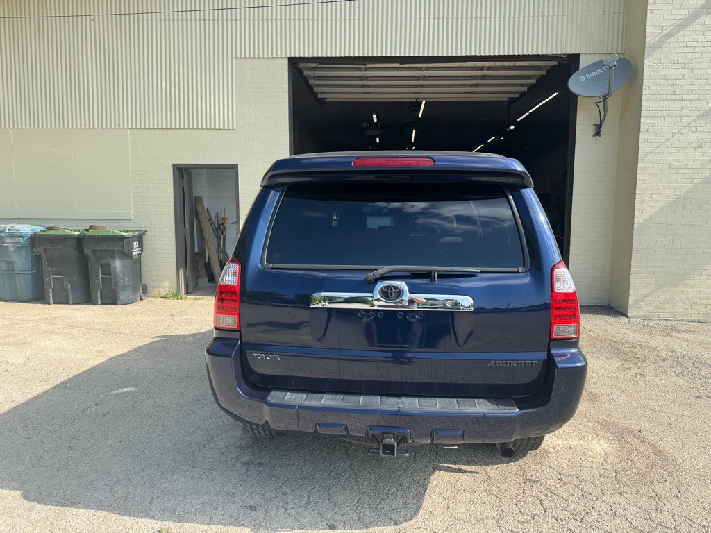 2007 Toyota 4Runner Image 6