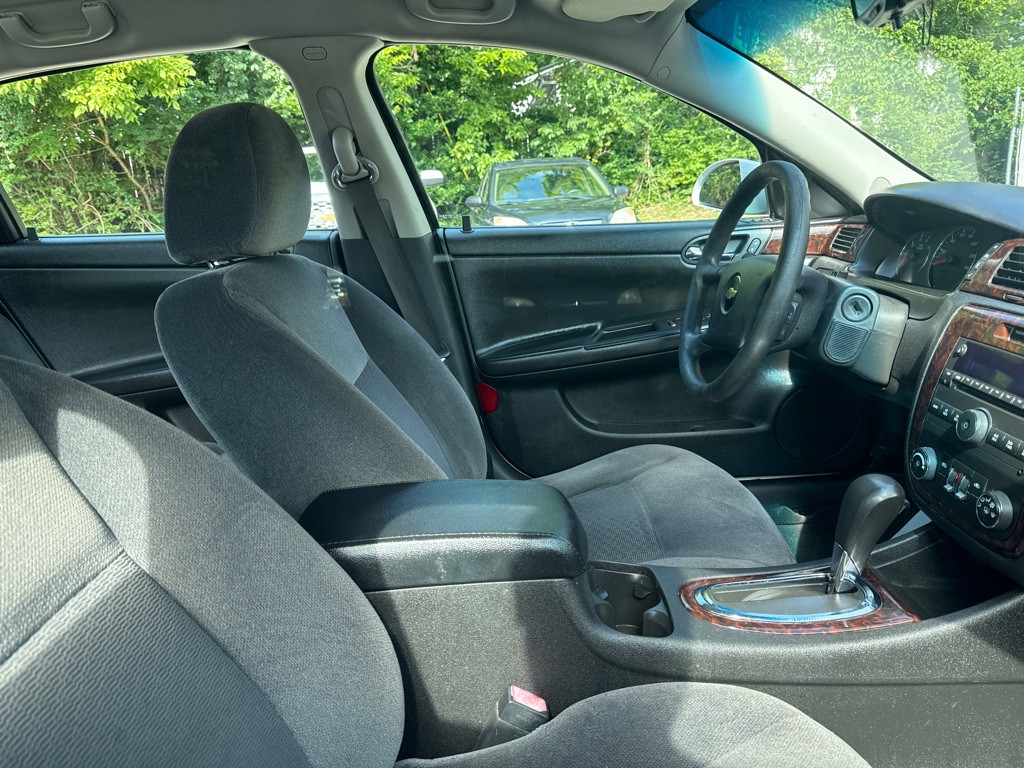 2016 Chevrolet Impala Image 5