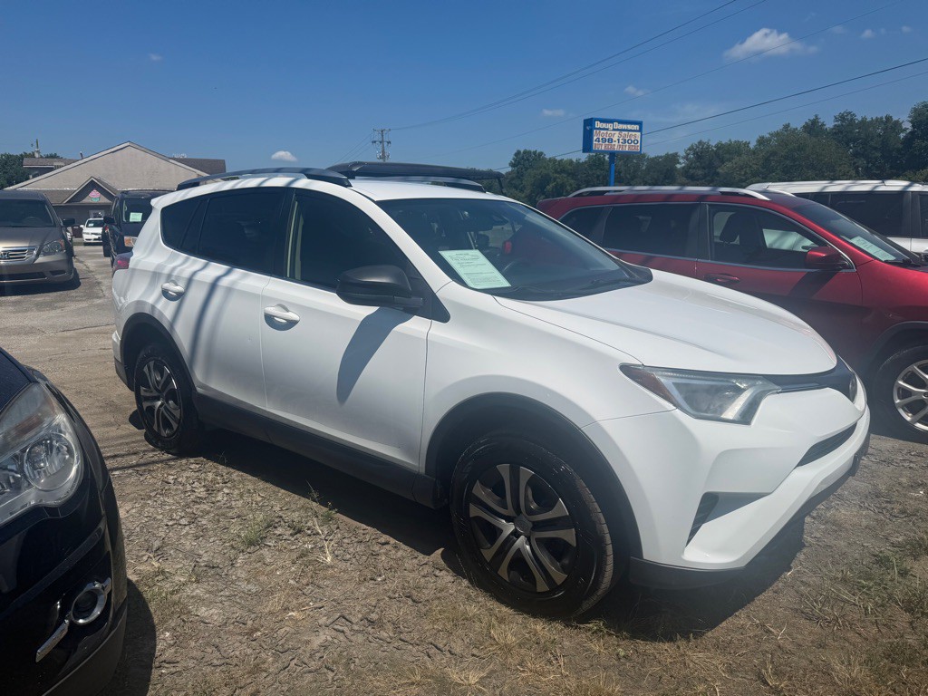 2017 Toyota Rav4 Image 1