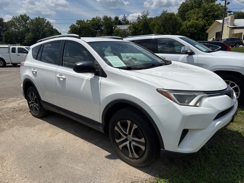 2017 Toyota Rav4 Image 9