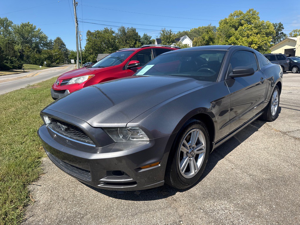 2014 Ford Mustang Image 2