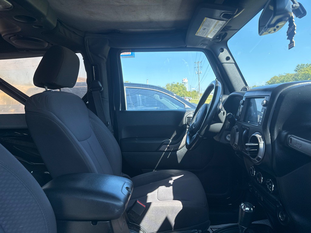 2013 Jeep Wrangler Image 5