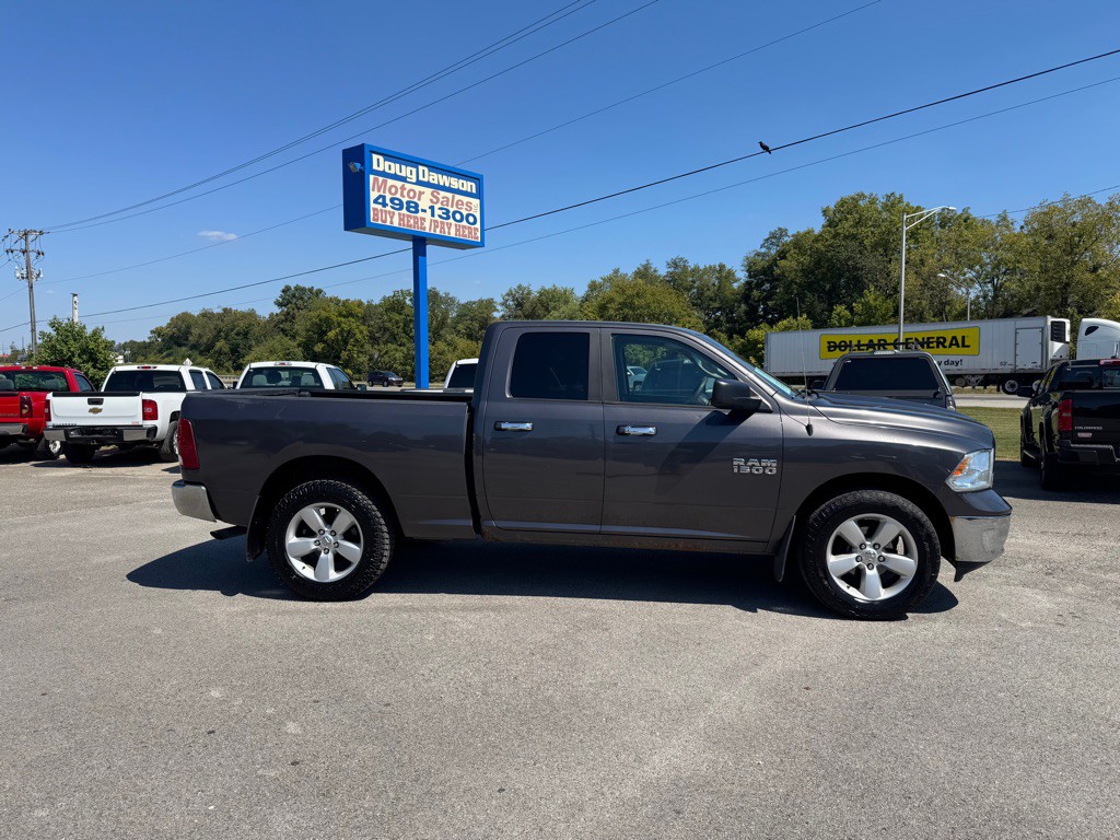 2016 RAM 1500 Image 2