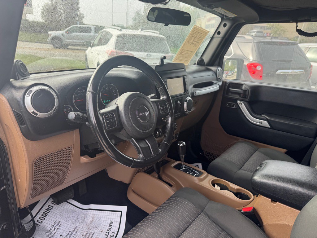 2012 Jeep Wrangler Unlimited Image 5