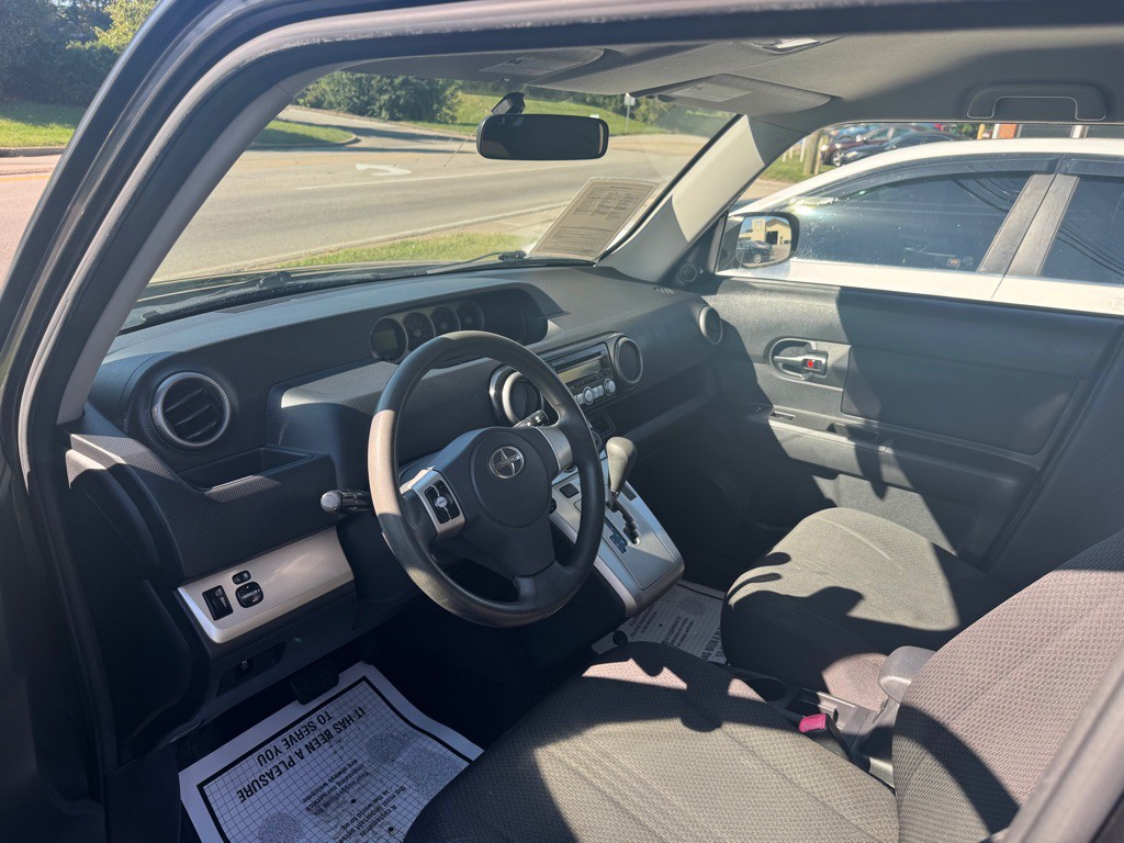 2008 Scion xB Image 5