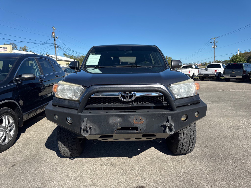2013 Toyota 4Runner Image 2