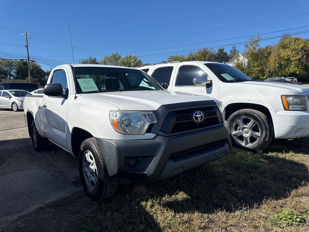 2013 Toyota Tacoma Image 2