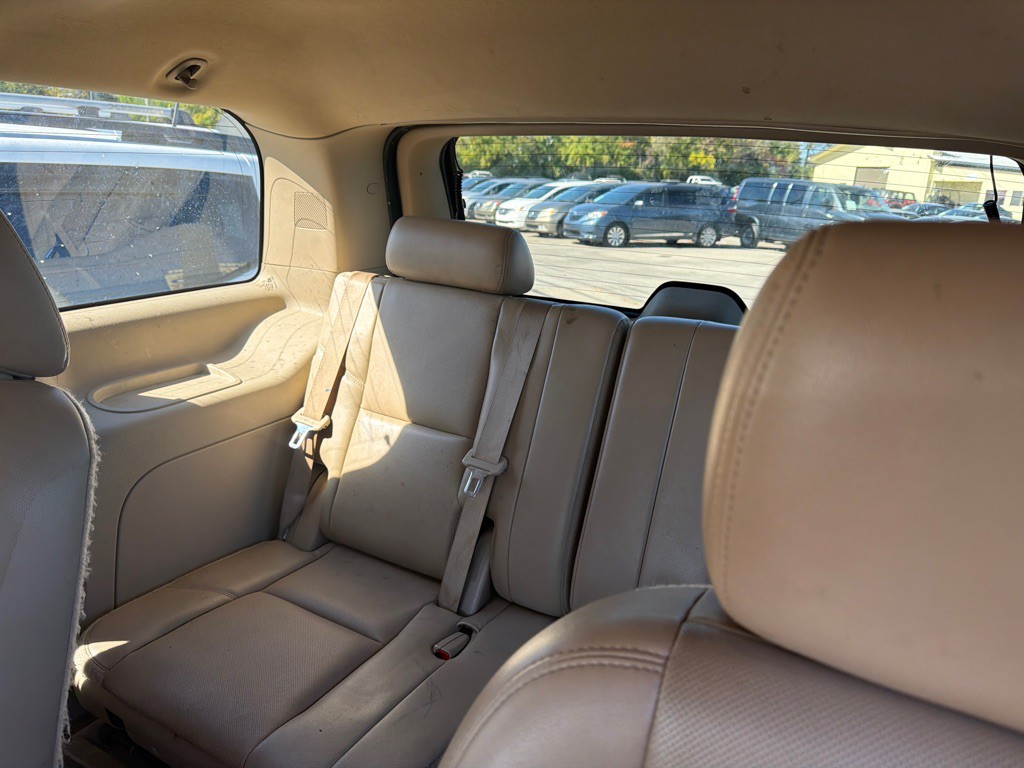 2011 Chevrolet Tahoe Image 7