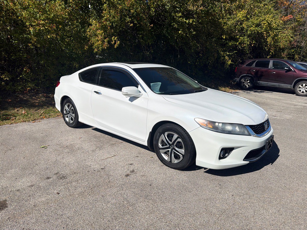 2013 Honda Accord Image 1