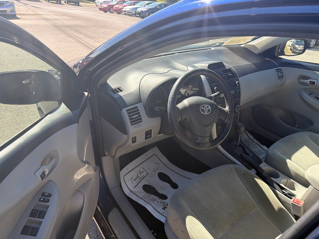 2013 Toyota Corolla Image 5