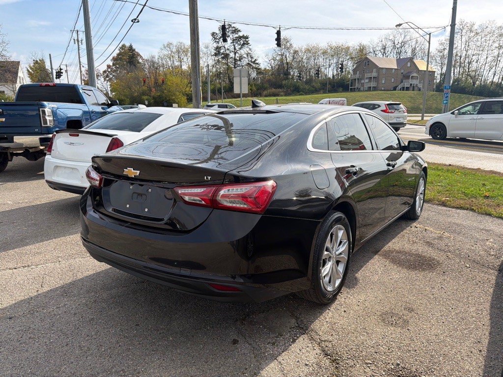 2020 Chevrolet Malibu Image 3