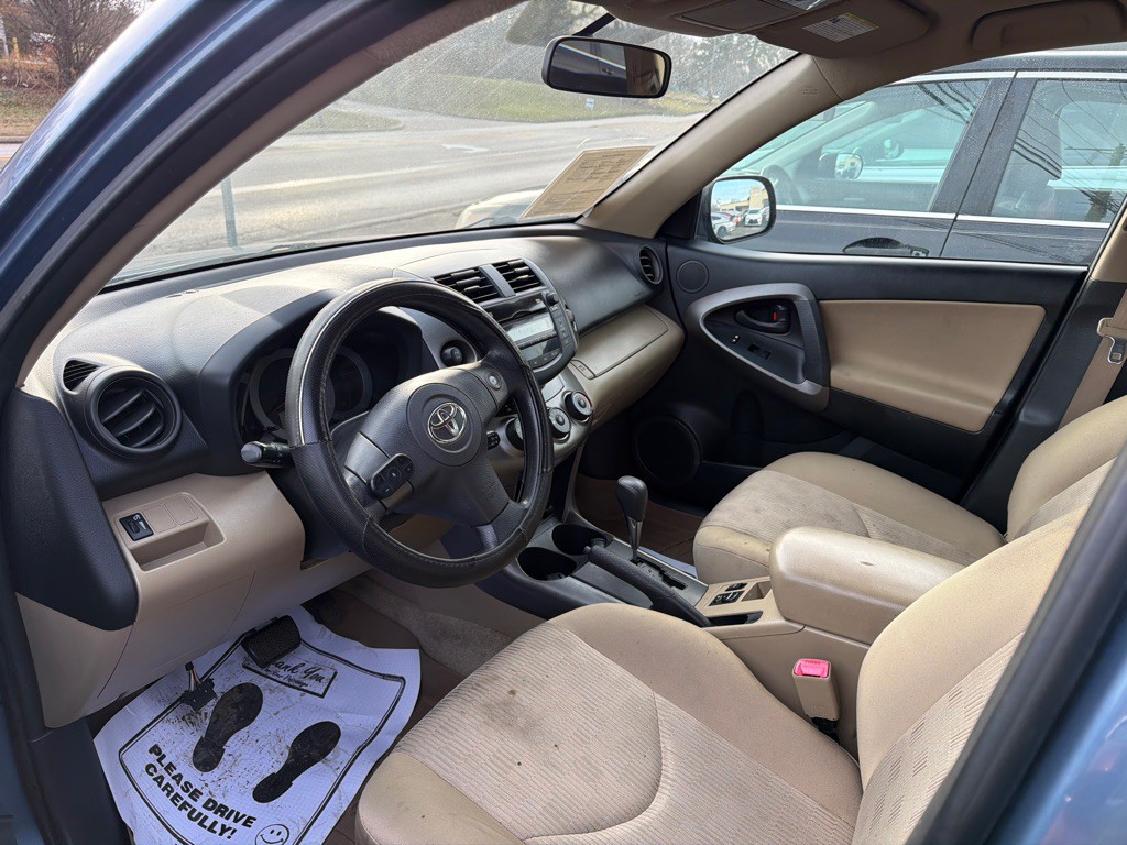 2011 Toyota Rav4 Image 5