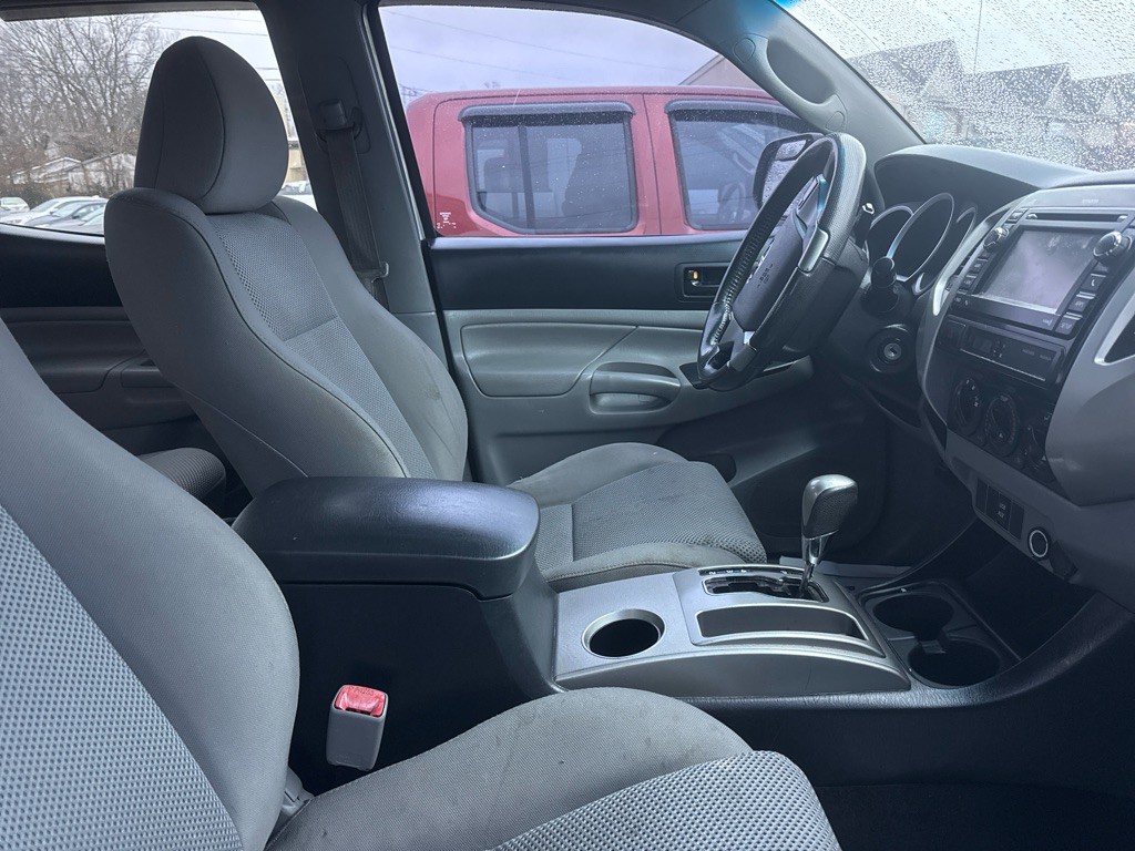 2013 Toyota Tacoma Image 11