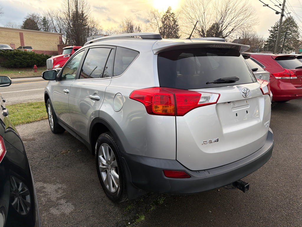 2013 Toyota Rav4 Image 4