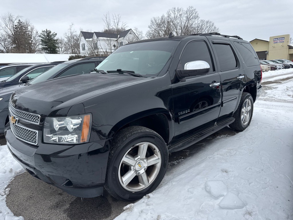 2014 Chevrolet Tahoe Image 2