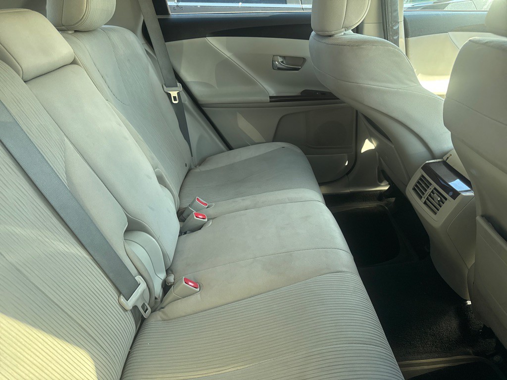 2012 Toyota Venza Image 6