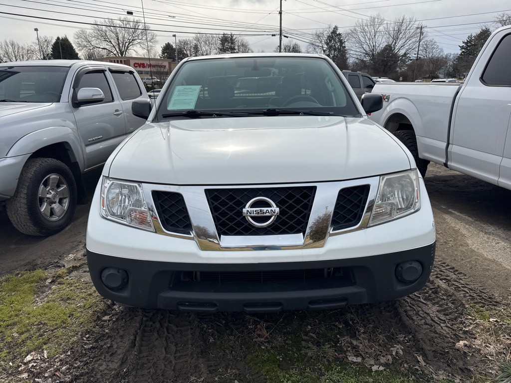 2017 Nissan Frontier Image 1