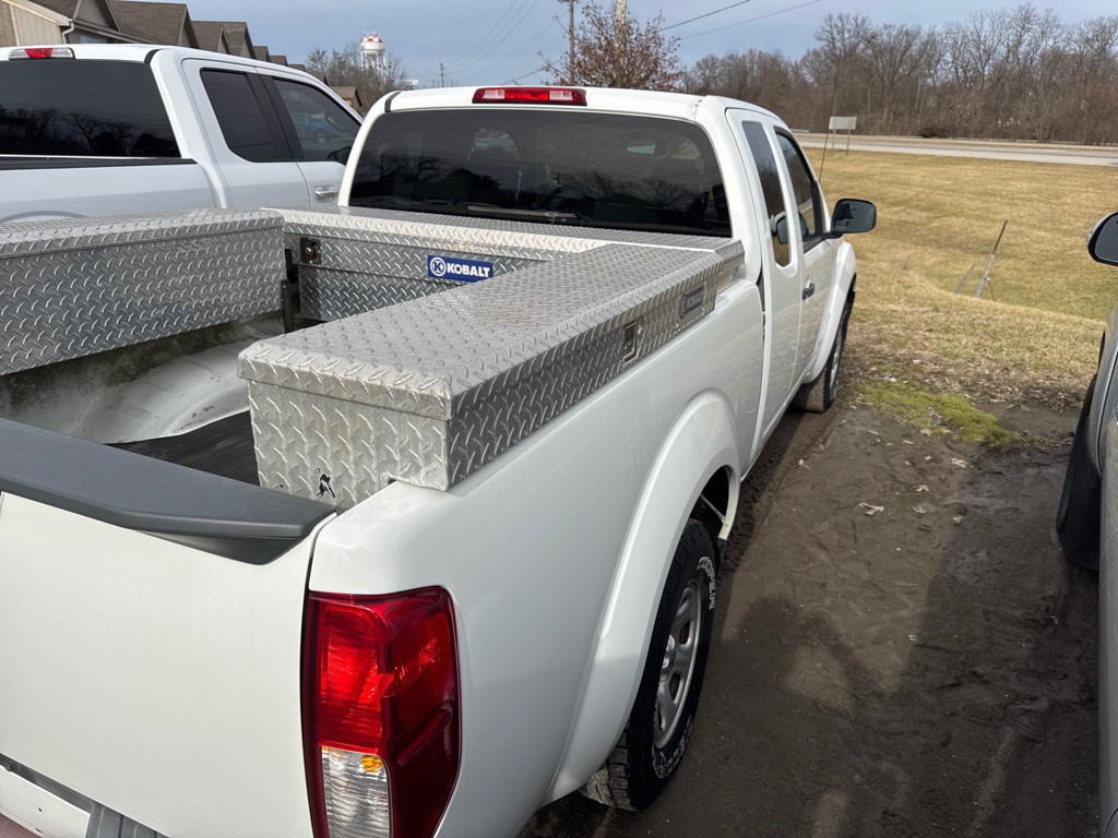 2017 Nissan Frontier Image 4