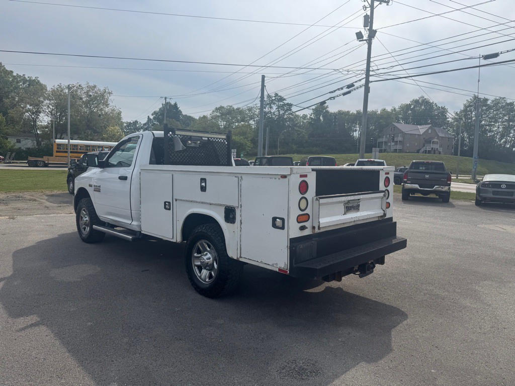 2017 RAM 3500 Image 5