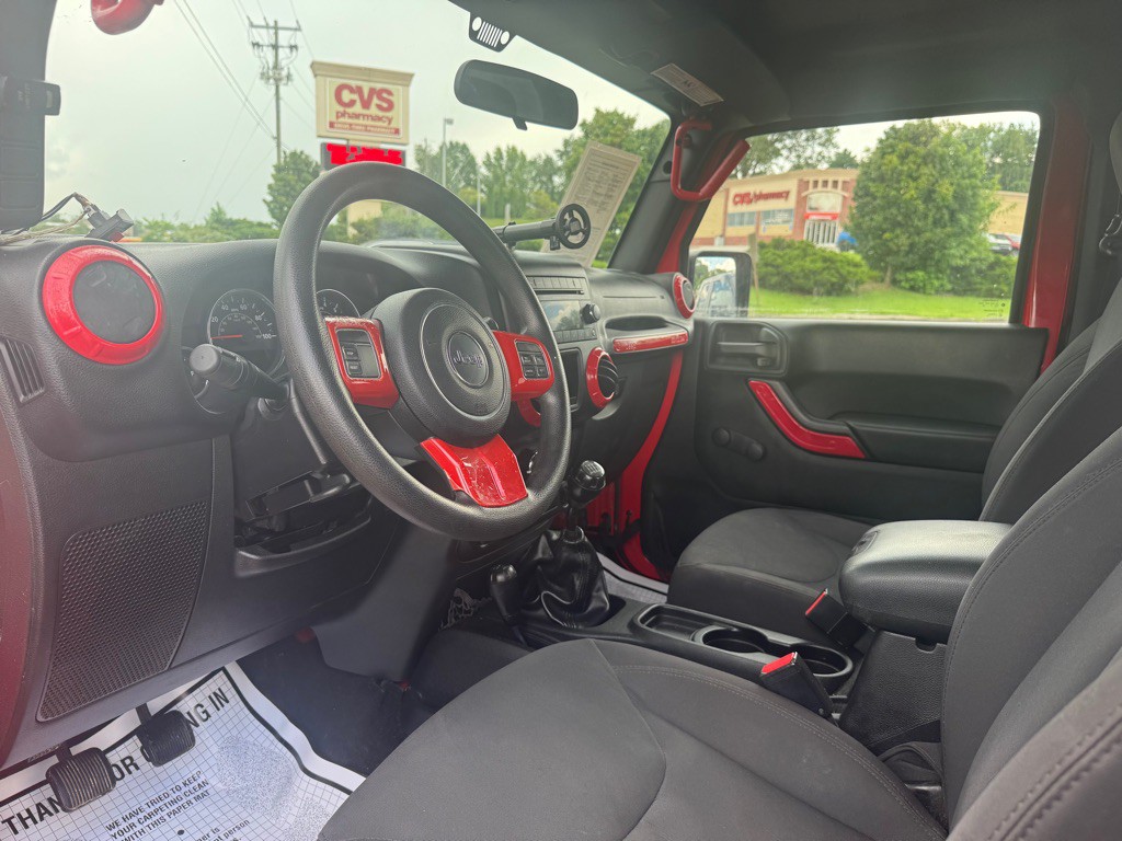 2015 Jeep Wrangler Image 7