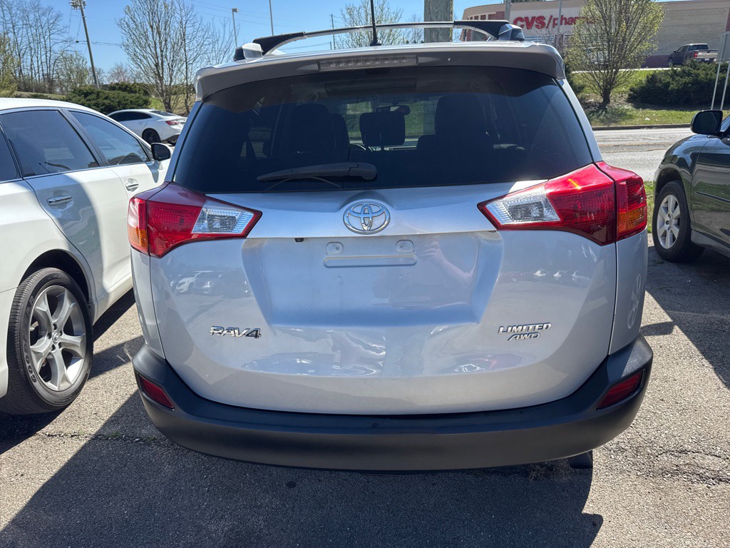 2013 Toyota Rav4 Image 4