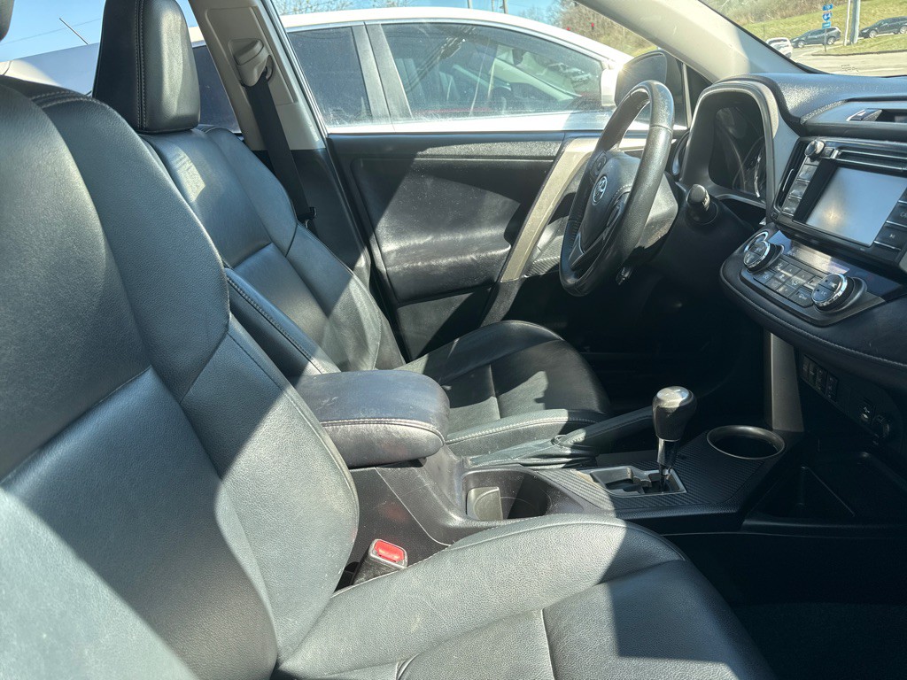 2013 Toyota Rav4 Image 5