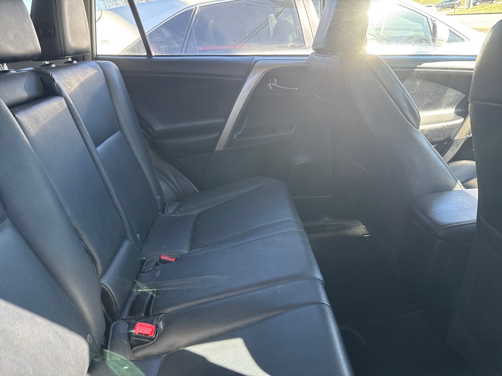 2013 Toyota Rav4 Image 6