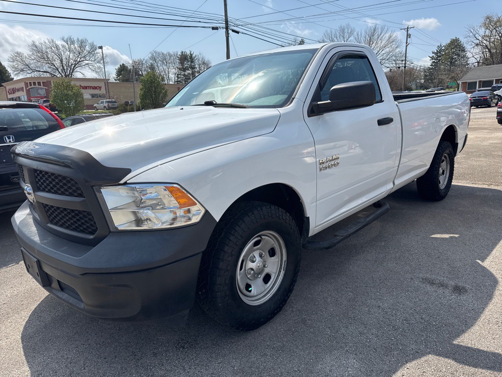 2017 RAM 1500 Image 3
