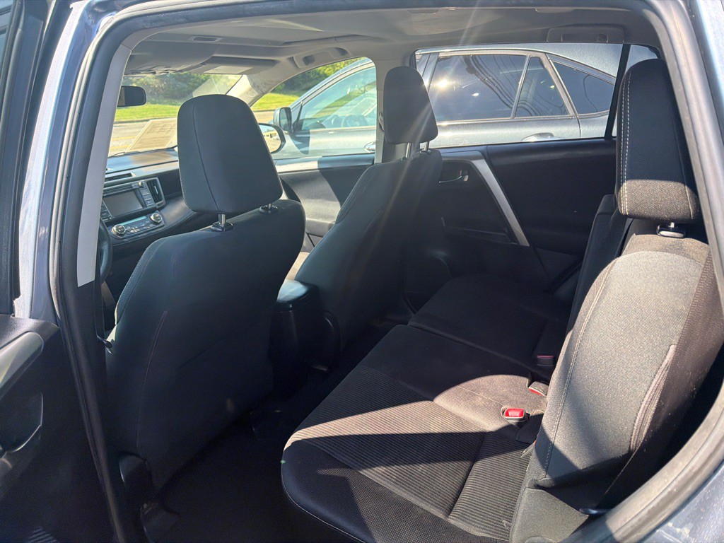 2014 Toyota Rav4 Image 6