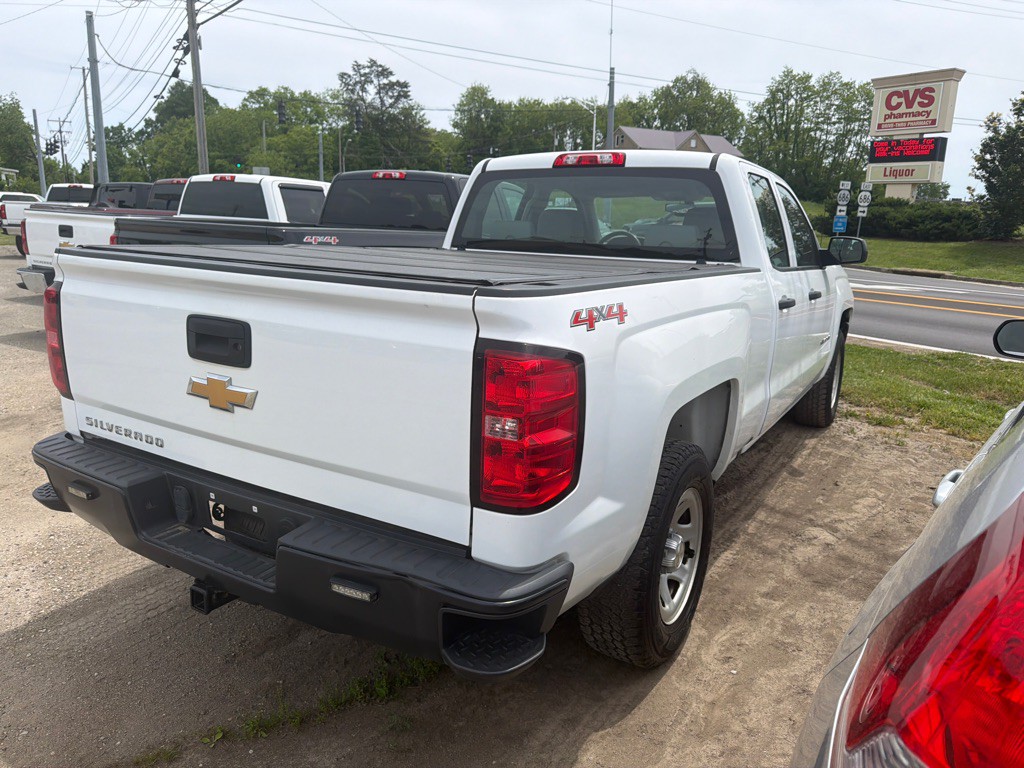 2017 Chevrolet Silverado 1500 Image 3