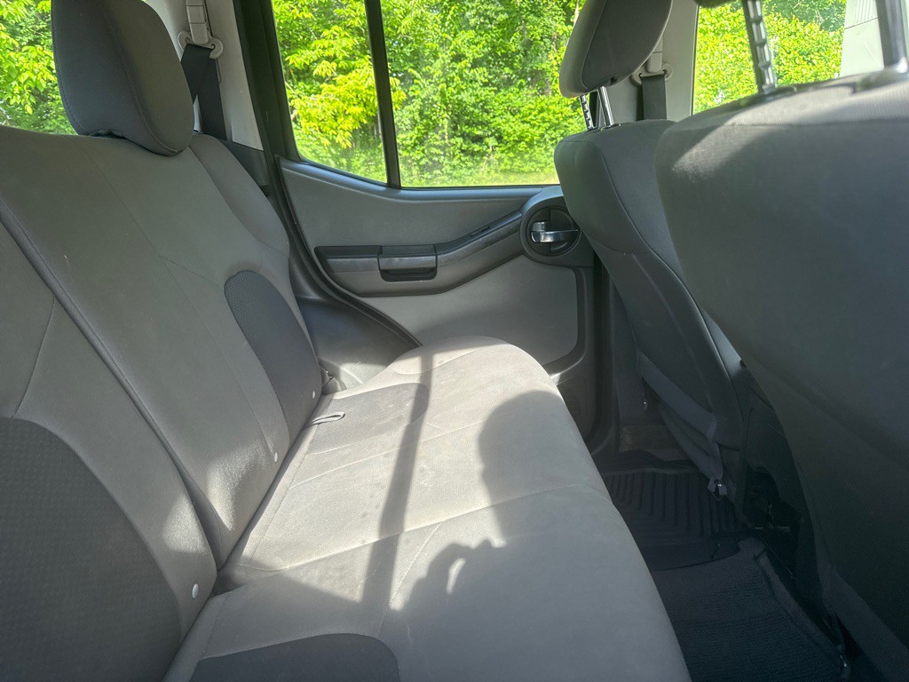 2015 Nissan Xterra Image 6