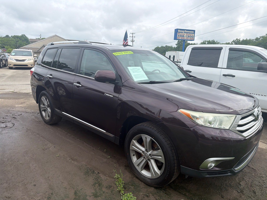 2013 Toyota Highlander Image 2