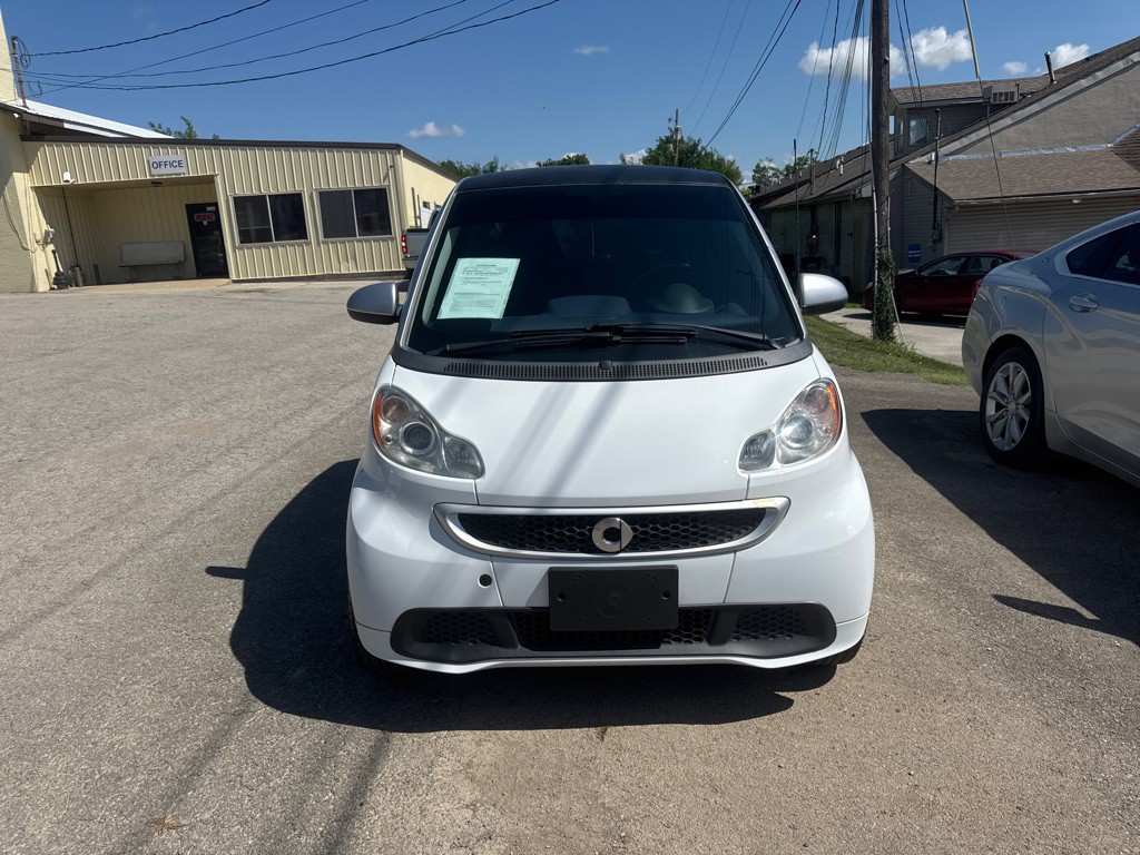 2015 smart fortwo Image 2