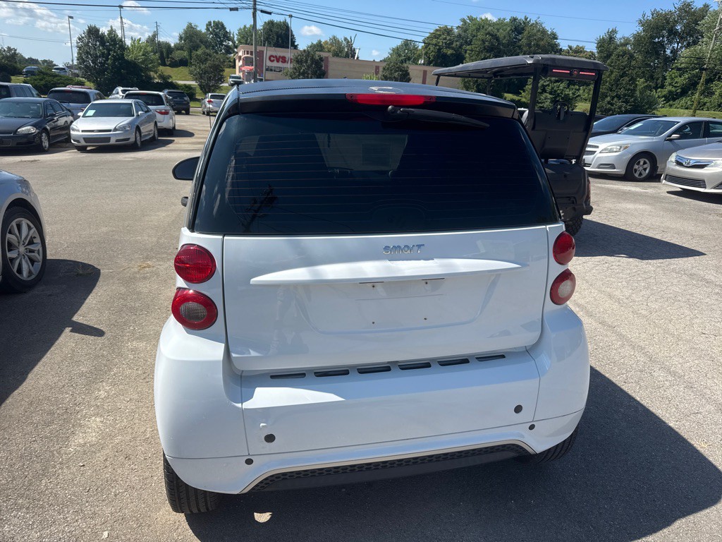 2015 smart fortwo Image 4