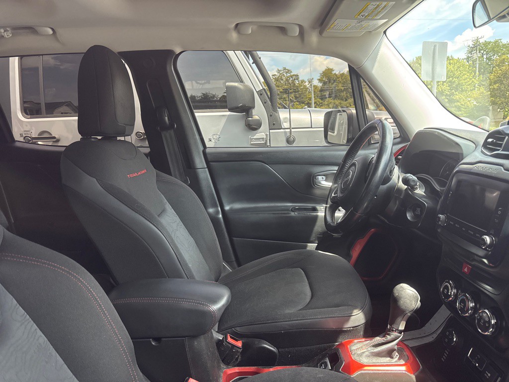 2017 Jeep Renegade Image 5