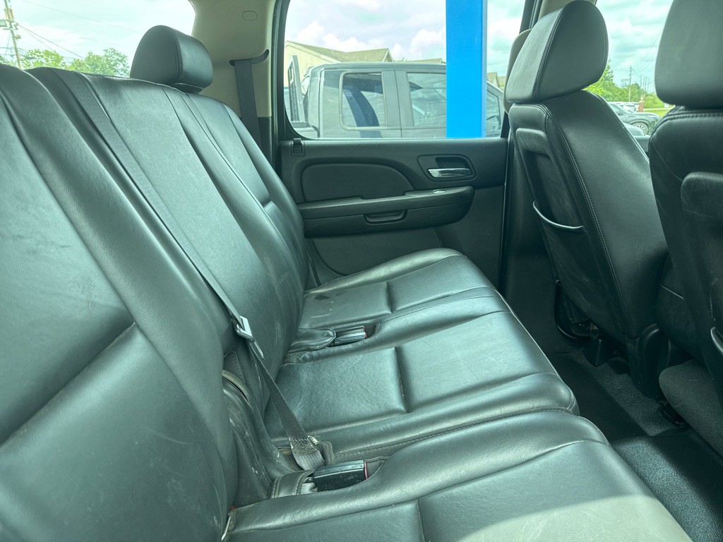 2007 Chevrolet Suburban Image 6