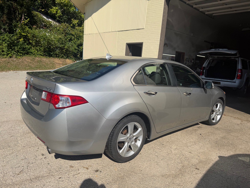 2010 Acura TSX Image 4