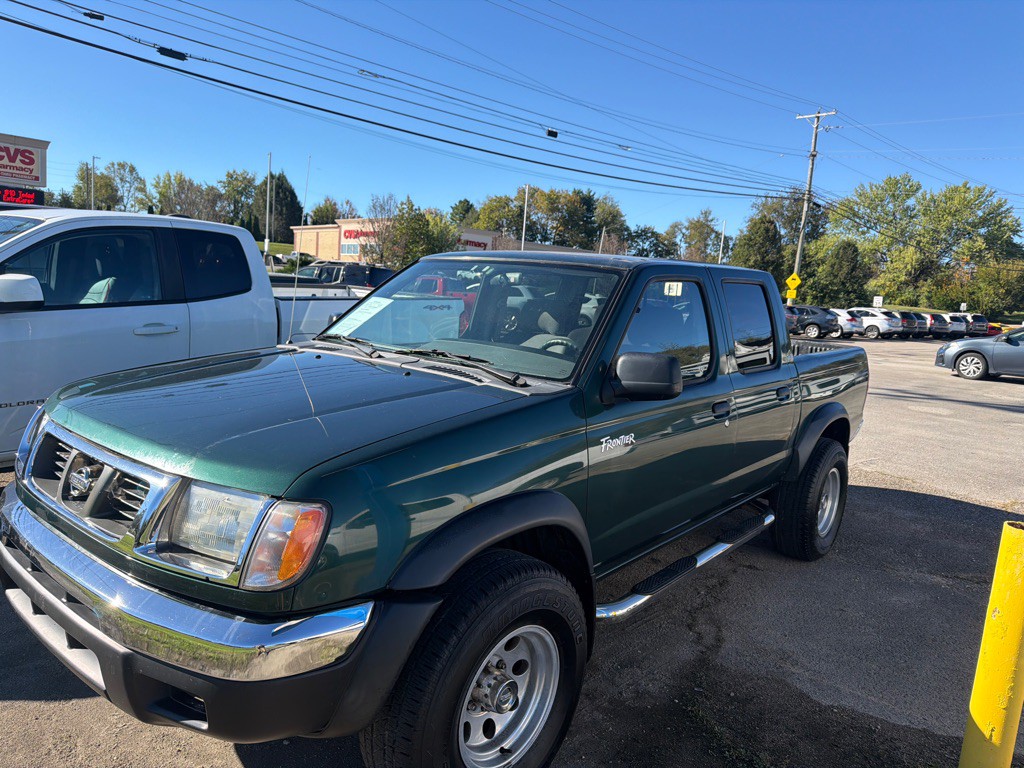 2000 Nissan Frontier Image 3
