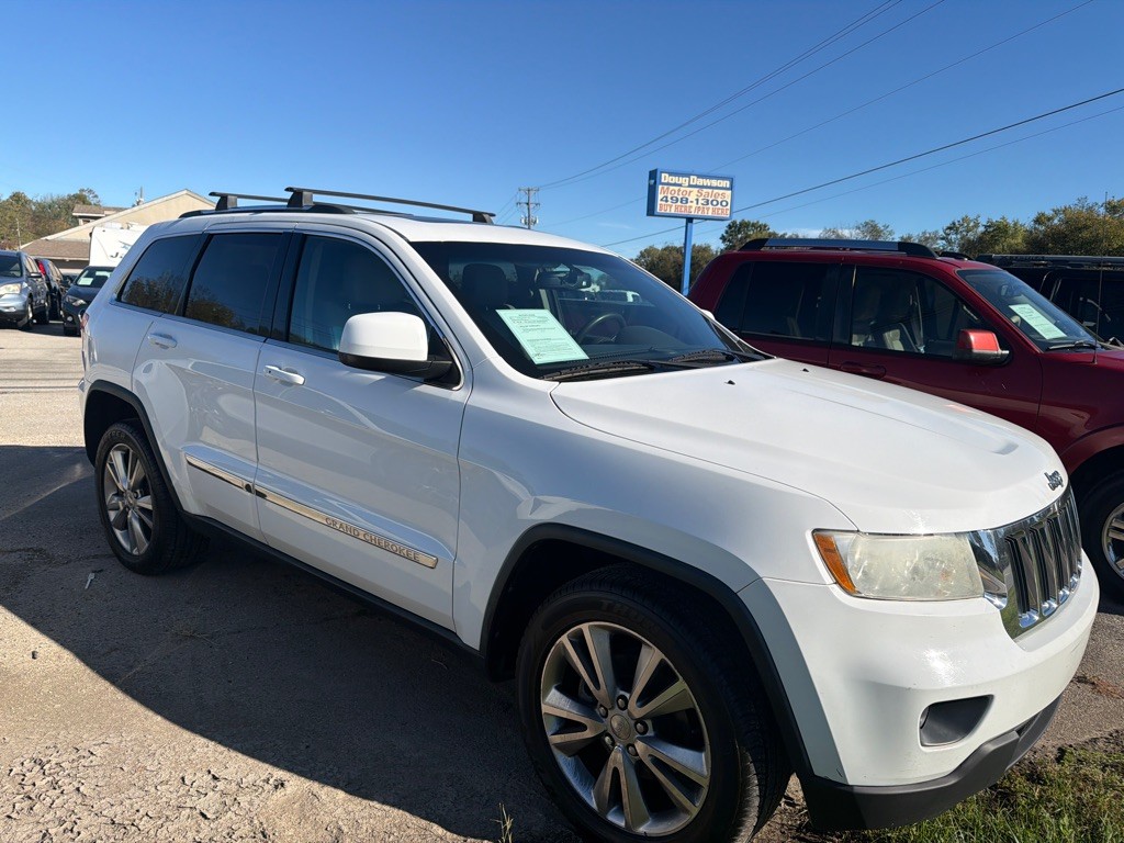 2013 Jeep Grand Cherokee Image 2