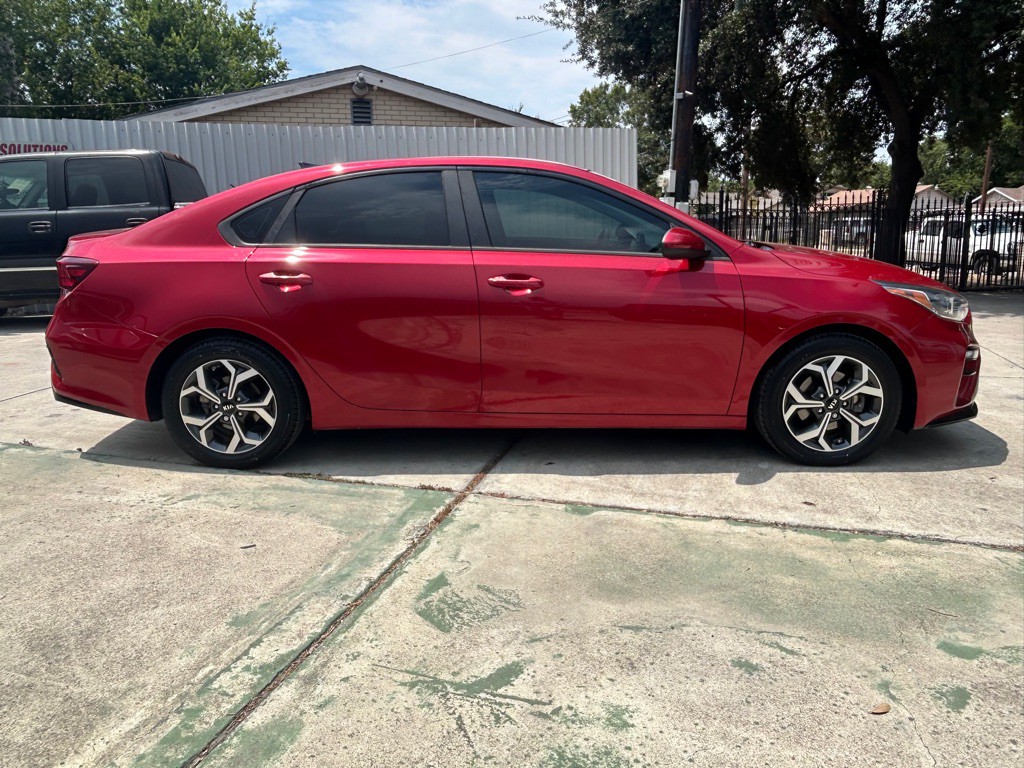 2019 Kia Forte Image 4