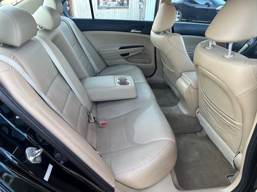 2012 Honda Accord Image 12