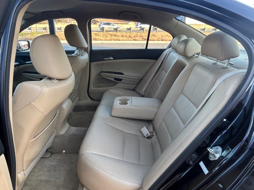 2012 Honda Accord Image 5