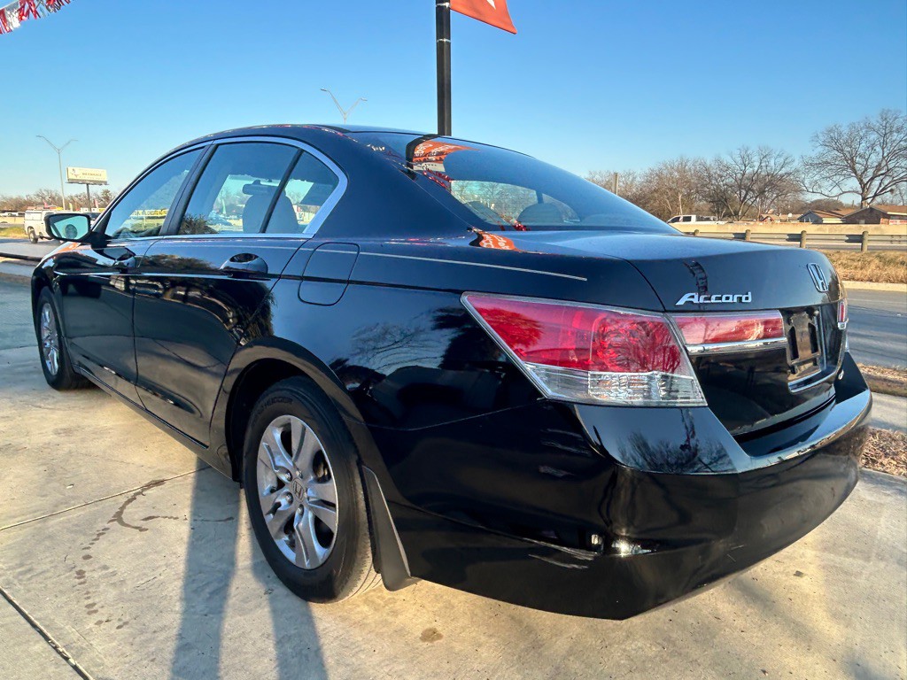 2012 Honda Accord Image 9