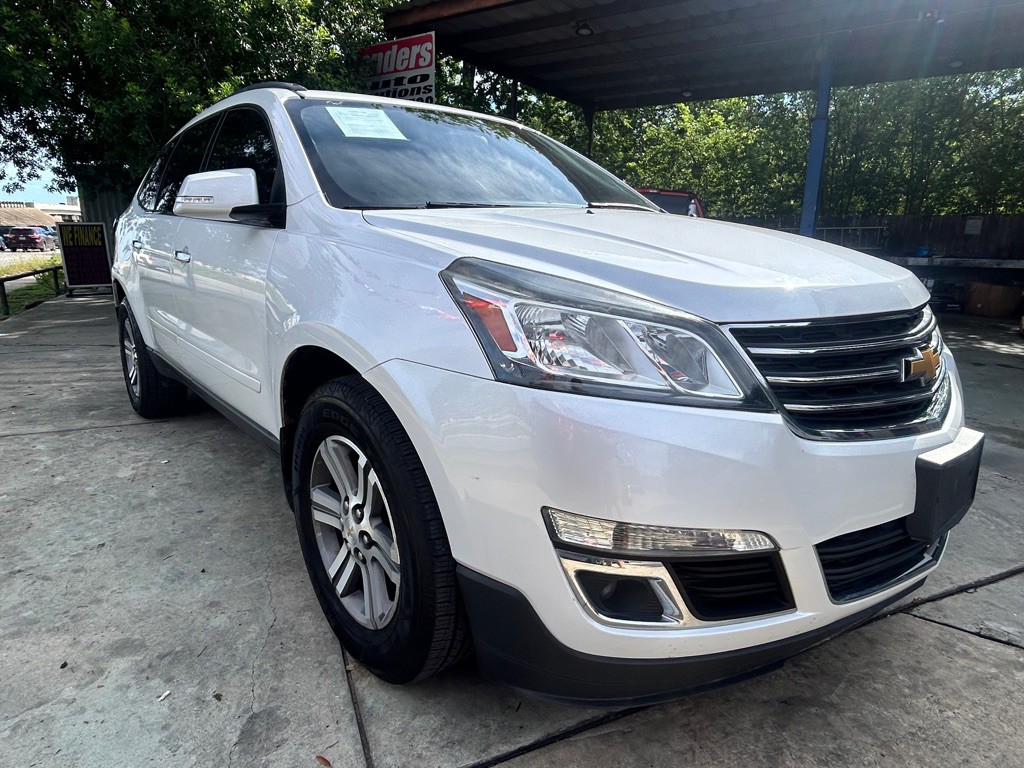2017 Chevrolet Traverse Image 3