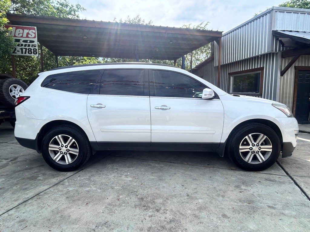 2017 Chevrolet Traverse Image 4